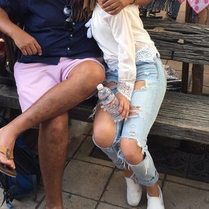 American eagle distressed jeans